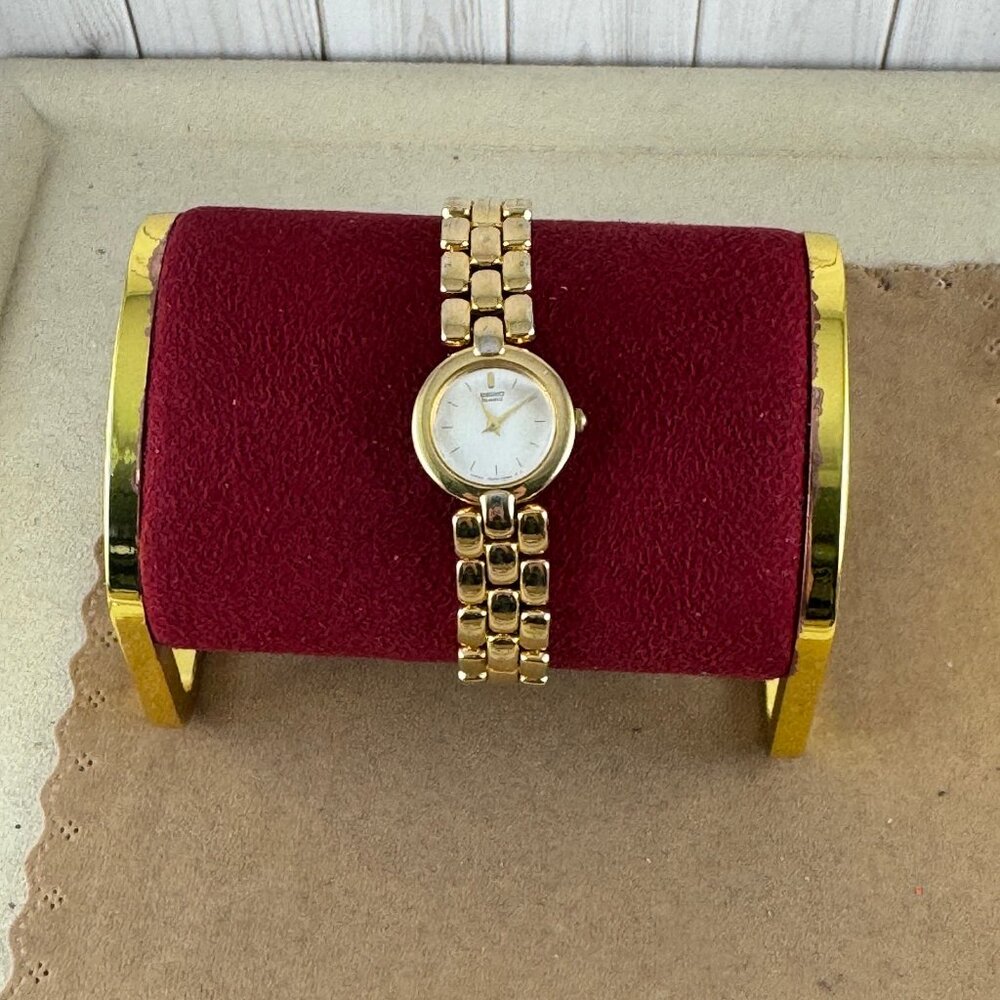 Vintage Seiko Watch Gold Tone Dress Watch 1N00-0D79